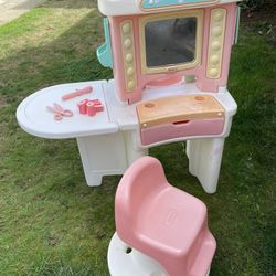 Kids Vanity 