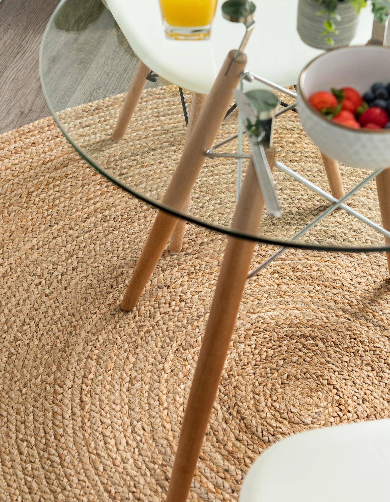  8' x 8'  Hand Braided Jute Round Rug