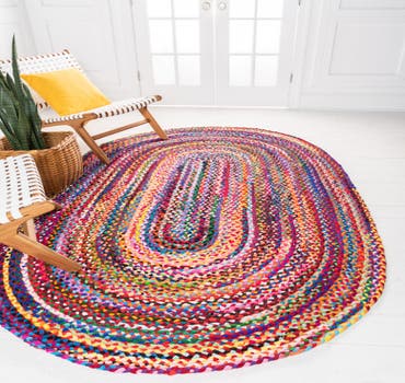  5' 1 x 8'  Hand Braided Chindi Oval Rug