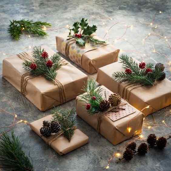 40+ Kraft Paper Christmas Gift Wrapping Ideas - HubPages