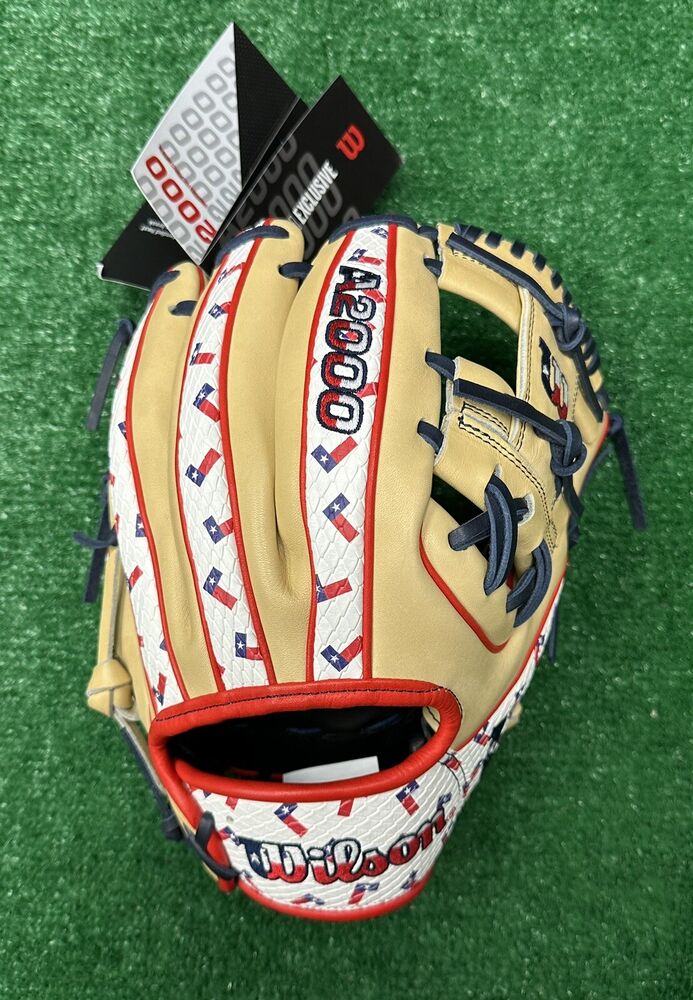 2024 Wilson A2000 11.5" 1786 Texas Edition Infield Baseball Glove