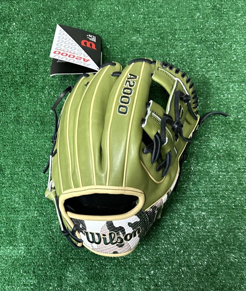 Wilson A2000 1975 11.75" Infield Baseball Glove Limited Edition WBW1016901175