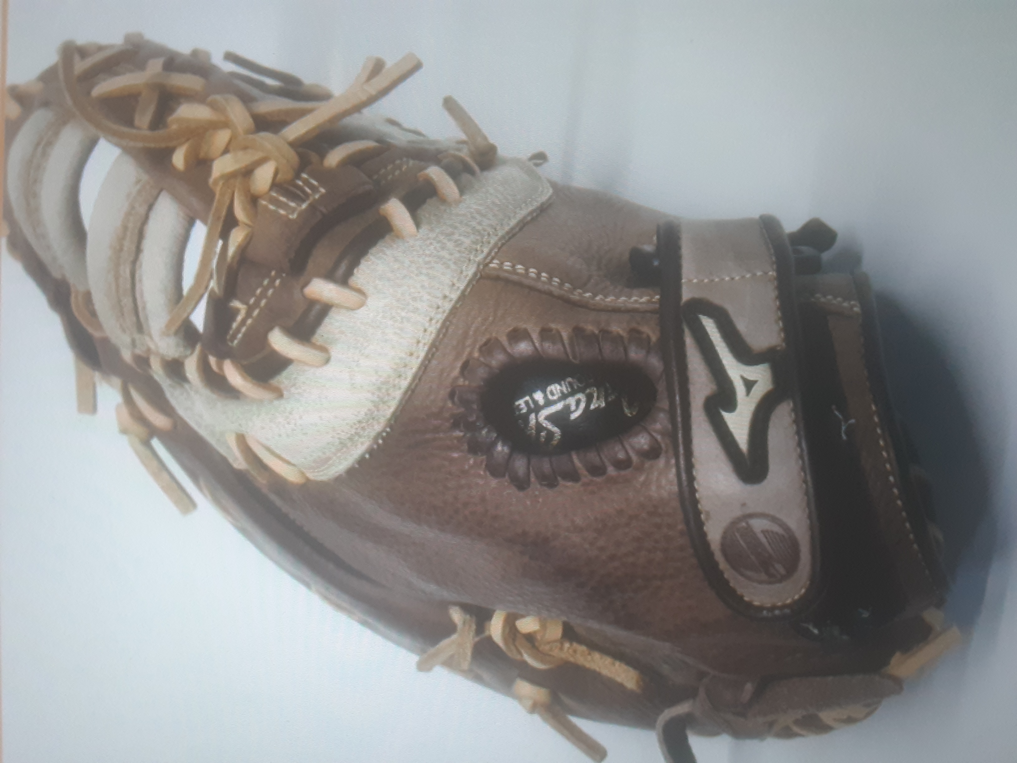 Used Mizuno First Base Gxf Baseball Glove 12.5"