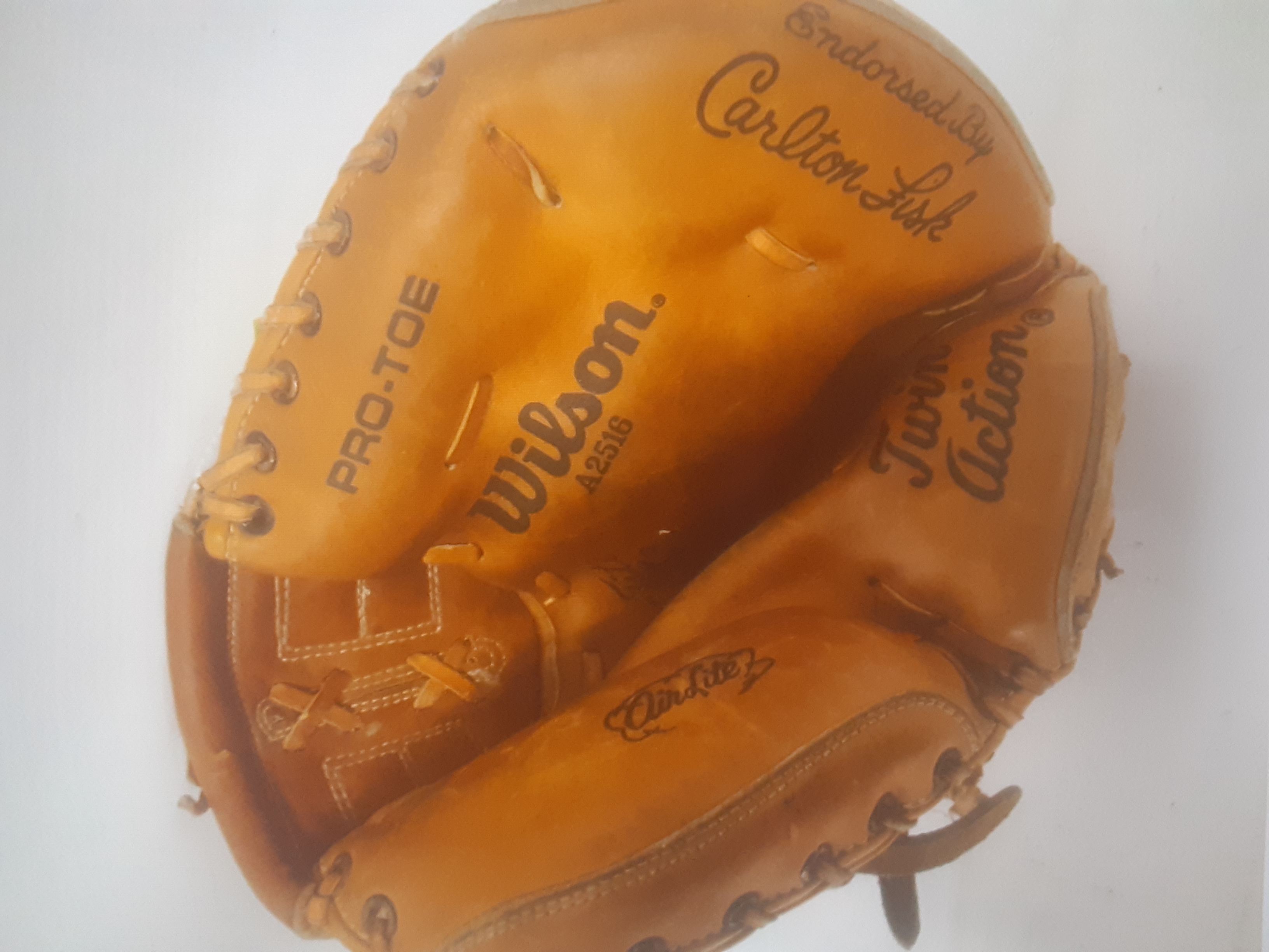 Used Wilson Right Hand Throw Catcher's A2500 Baseball Glove 30"