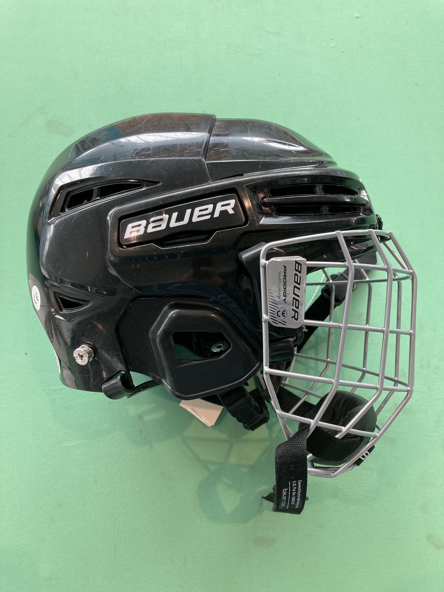 Used Youth Bauer Prodigy Helmet