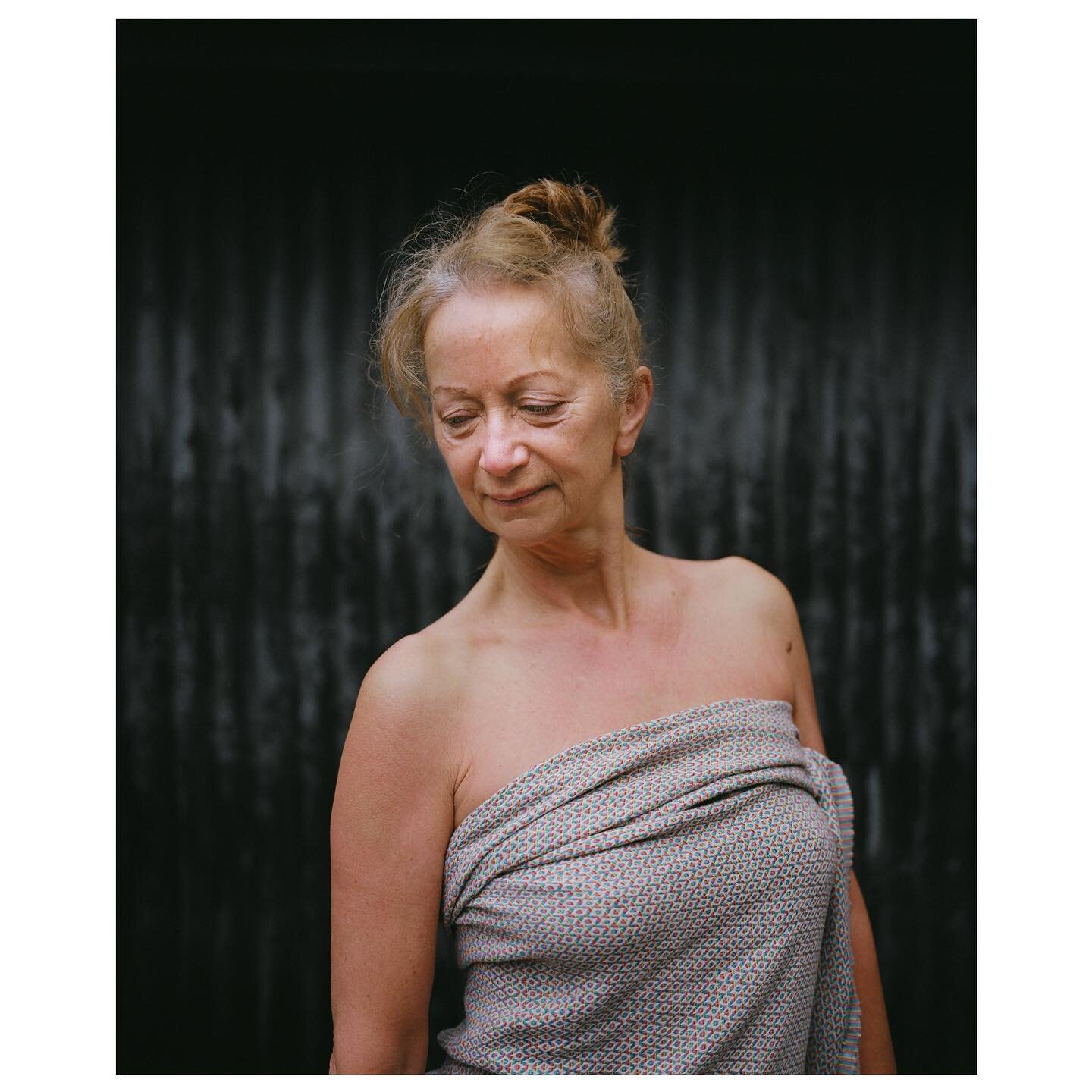 Sofia at the mixed ponds, April 22
.
.
.
.
.
.
.
.
.
.
.
#swimwildandfree #swimwildandfreezing #mamiya7ruinedeverything #bemoreduck @flakphoto #analogue_people #portraitphotography