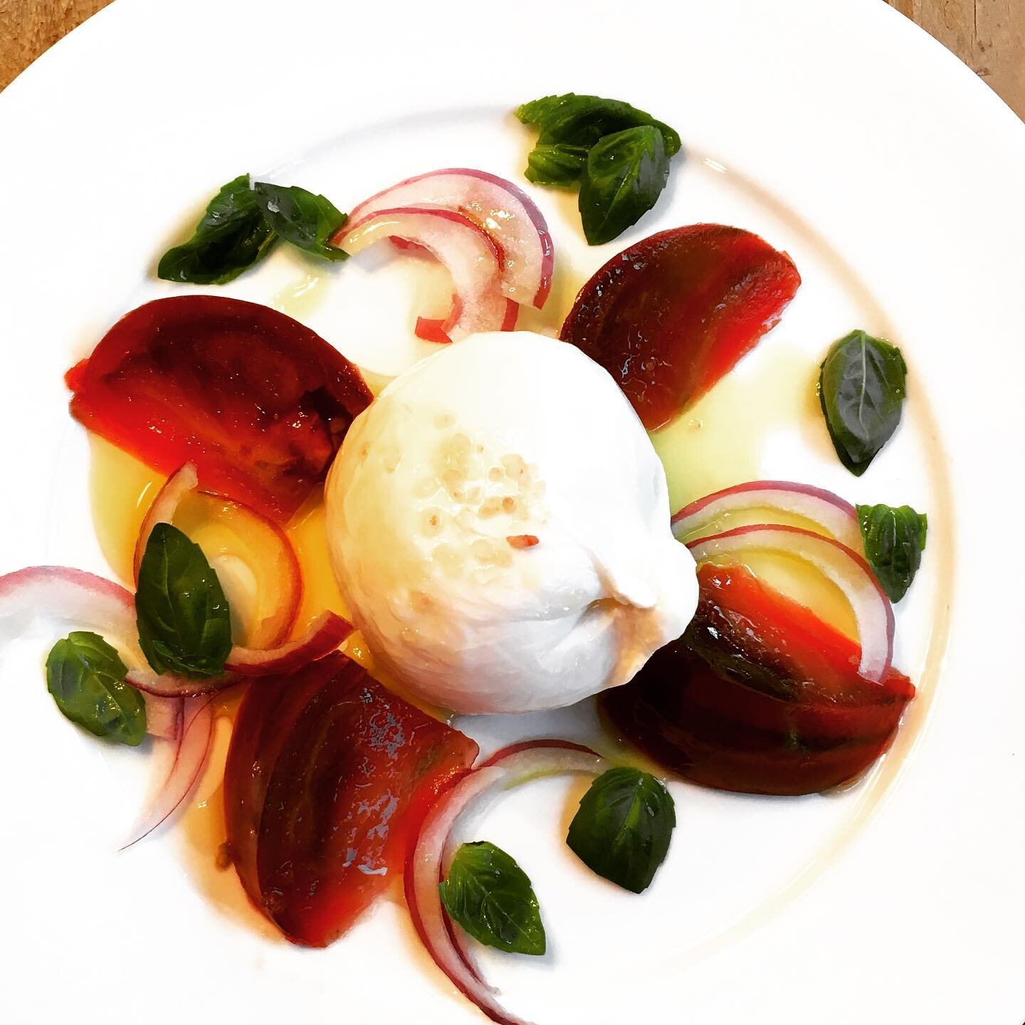 Warm weather makes you crave Burrata! If you don&rsquo;t have good tomatoes, try strawberries or nectarines. Craving this!#cheese #burrata #burratacheese #delicious #craving #cravings #goodfood #shoplocal #lovegoodfood #warmweather #summerfeeling #cr