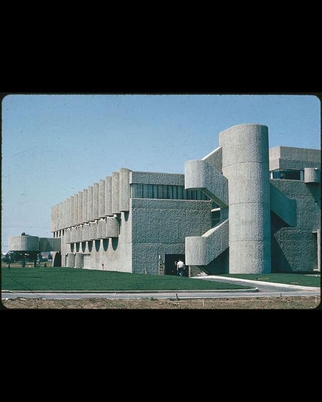 #FacadeFridays &ndash; Endo Laboratories in Garden City, designed by Paul Rudolph in 1962.

We had the pleasure of visiting this brutalist complex &ndash; part of our Brutal NYC survey &ndash; last week and it is an incredible work of art. Dubbed the