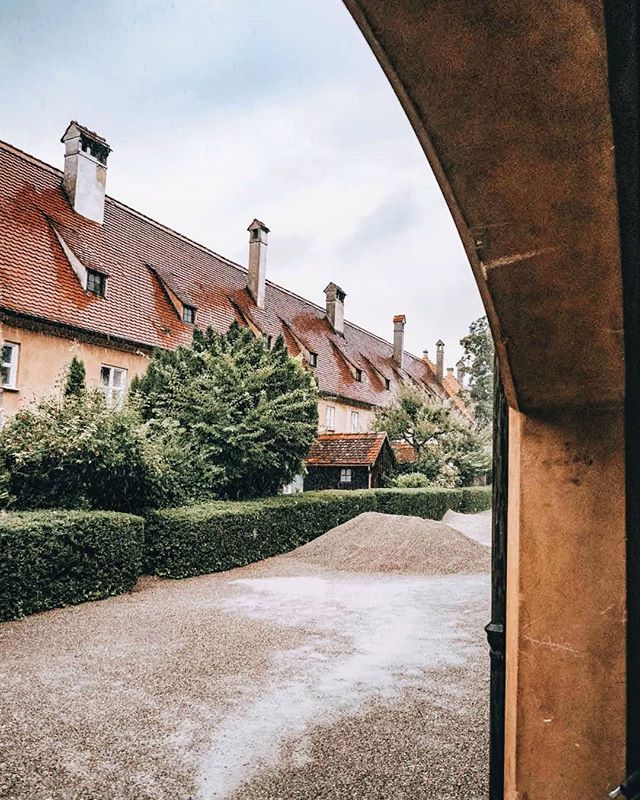 This photo tells the story of when it was pouring rain while I was in Germany, to the point where I had to dart from one overhang to another to stay dry (which didn't really work). Talk about bad weather! But even so, I could not stop taking photos o