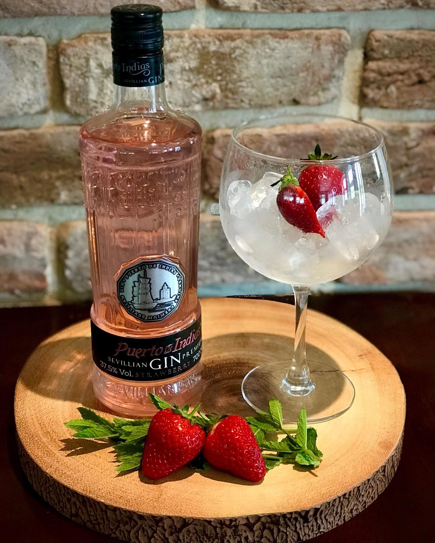 Our Gin of the Week is ..

Puerto de Indias Sevillian Strawberry &hellip; smooth and fresh with extensive strawberry and juniper nuances with a hint of citrus.  The only pink gin made with distilled fresh strawberries &hellip;.. a perfect drink to en