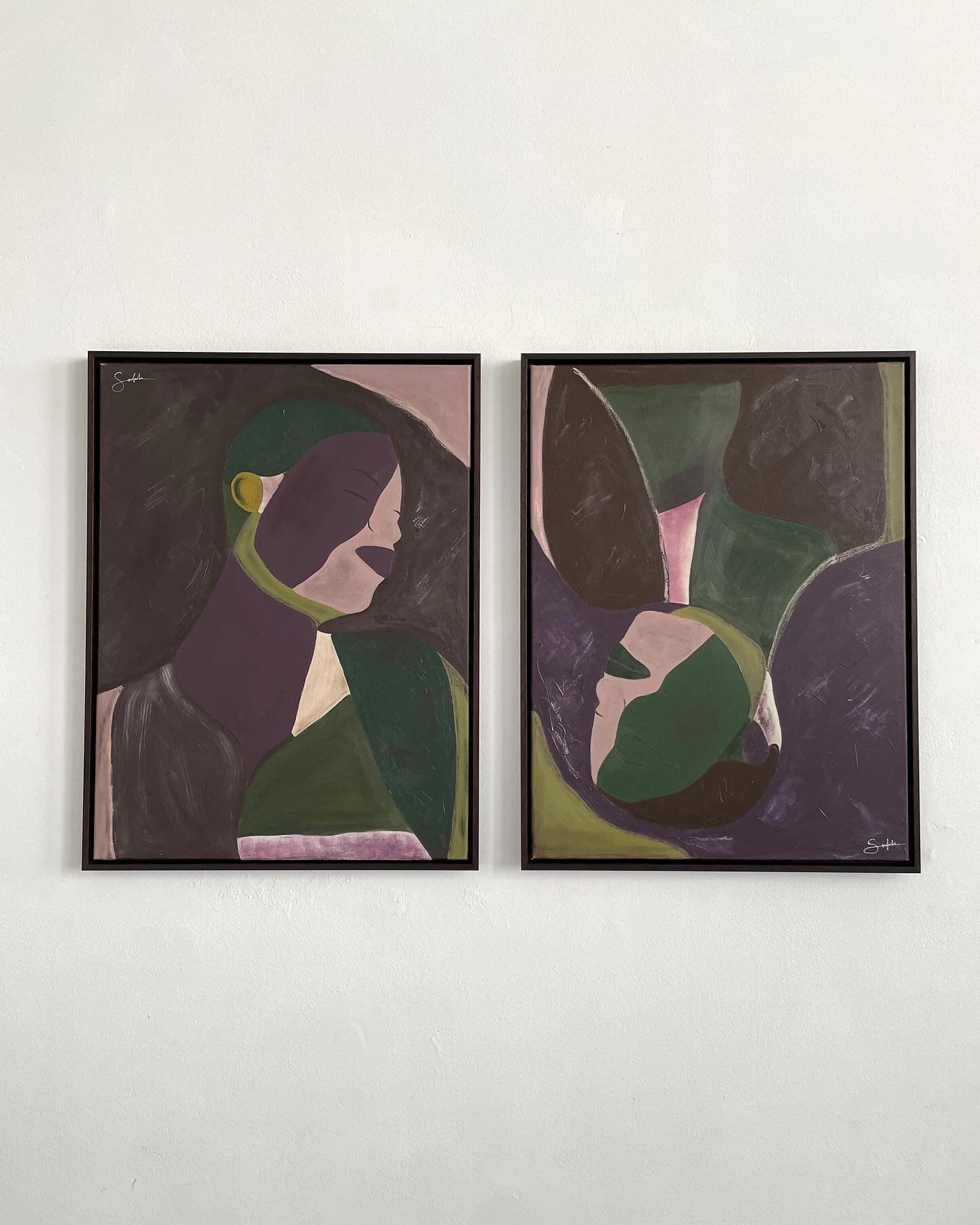 Diptych &lsquo;Ego &amp; Fan&rsquo; 

Once we recognize which voice is talking to us, we gain the power to understand it - and with understanding, we can transform our perspective. 

Oil paintings 
60x80cm 
Dark brown wooden frame 
&euro;3250,- incl.