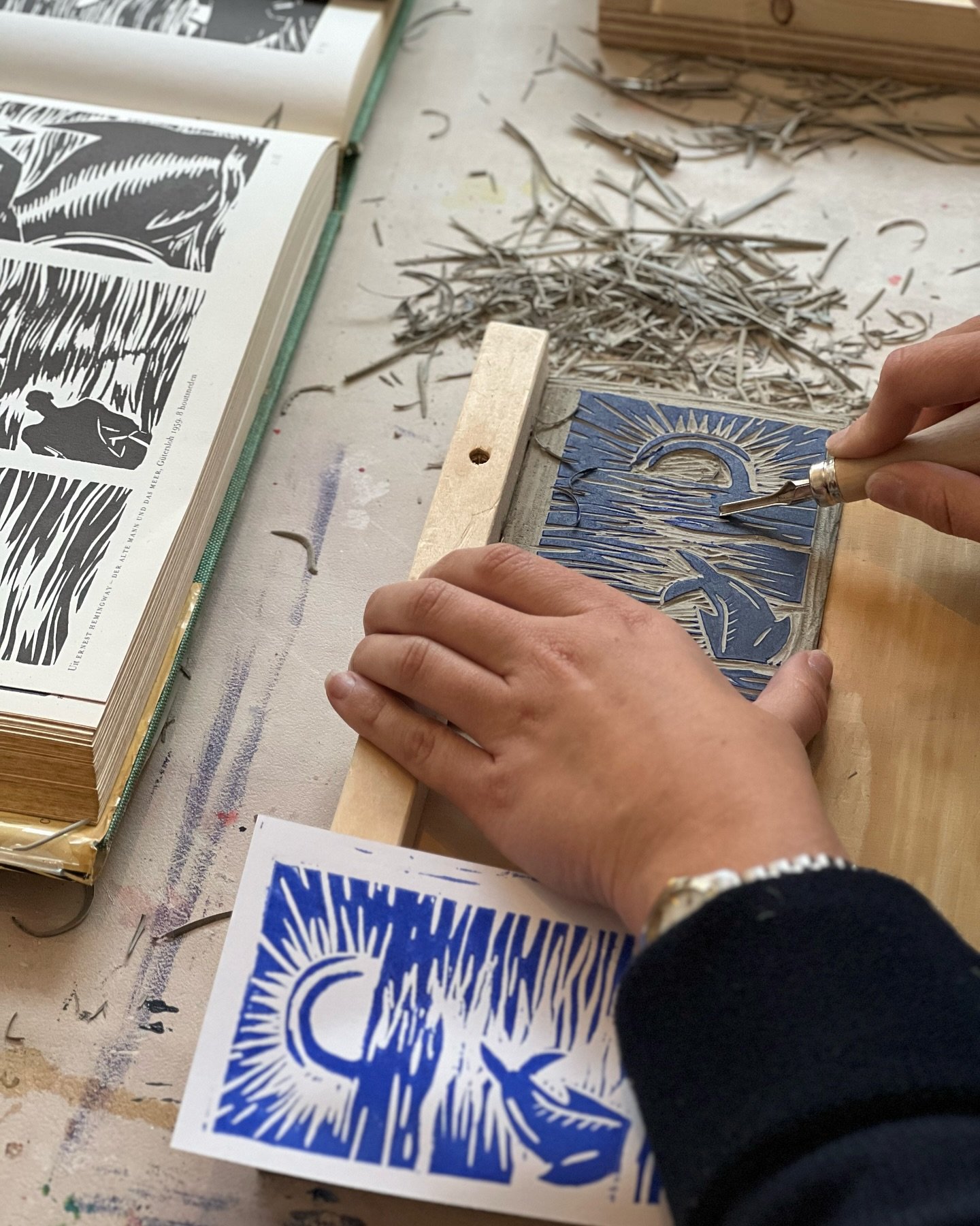 NEW DATE has been added for our Linocut Printmaking Workshop!
🗓️ 16 February
⏰ 10:30 AM
Swipe through these snapshots from our first edition. Don&rsquo;t miss your chance to join the next one!

Comment LINO below, and we&rsquo;ll send you all the de