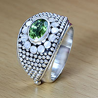 Peridot band ring, Floral Creation