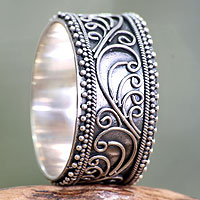 Sterling silver band ring, Classic Passion