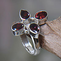 Garnet cocktail ring, Blossom of Fire