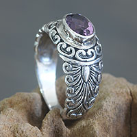 Amethyst solitaire ring, Sumatra Splendor