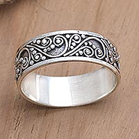 Sterling silver band ring, Little Wonder