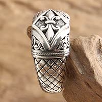 Sterling silver ring, Fleur de Lis