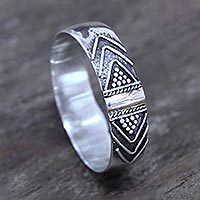 Gold accent band ring, Flow of Time