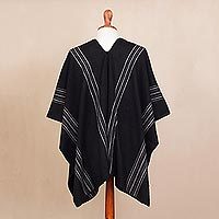 Mens alpaca blend poncho, Chic Andes in Black