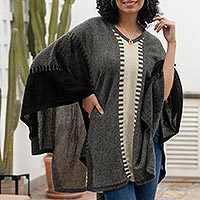 100% alpaca poncho, Subtle Paths in Grey