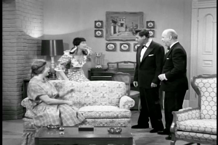 I Love Lucy (1x01- The Girls Want To Go To A Nightclub) - Lucille Ball ...