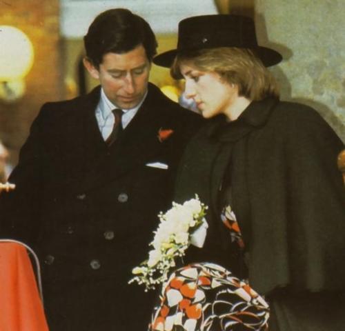 Diana Visits Children Hospital - Princess Diana Photo (17922090) - Fanpop