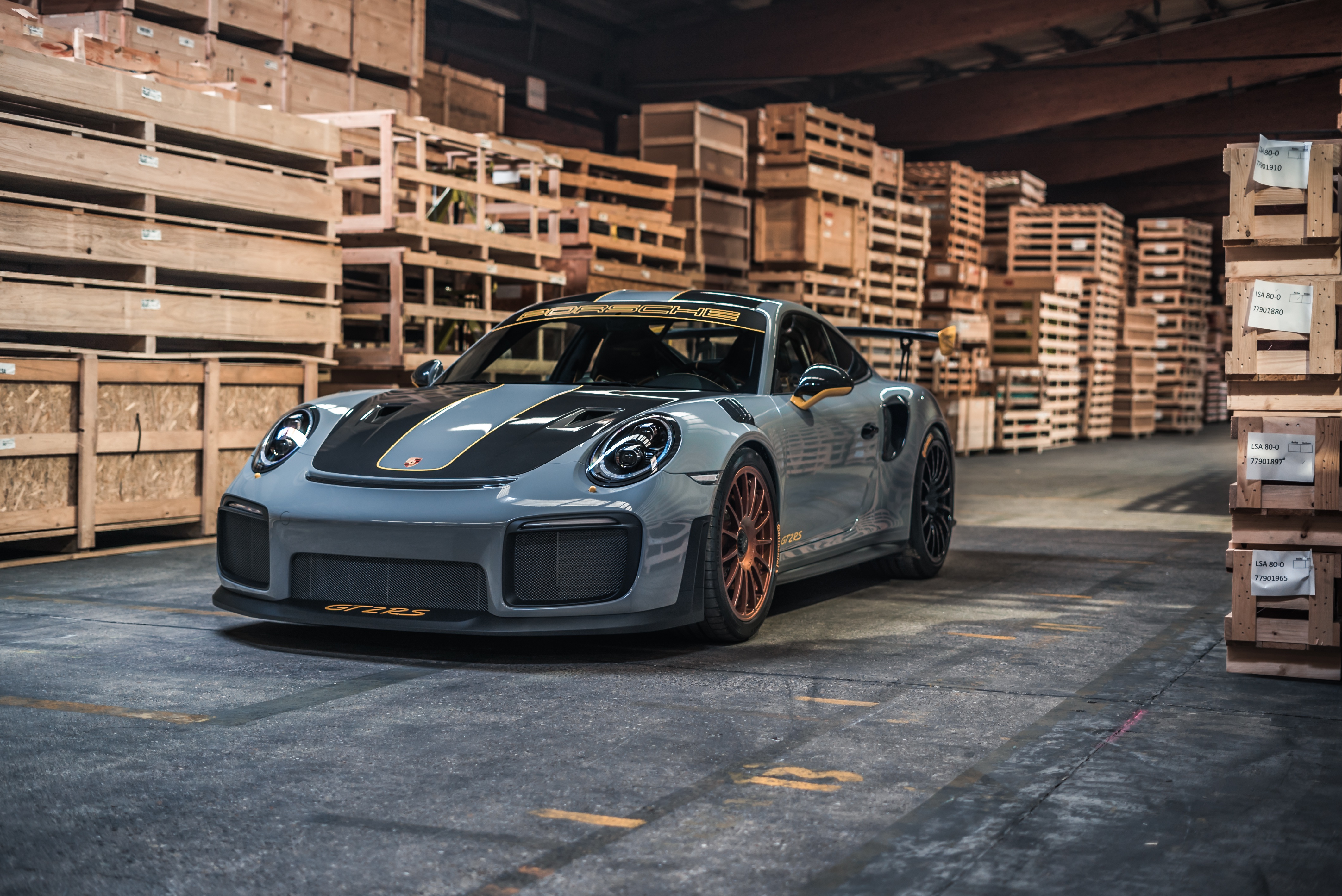 Porsche 911 GT2 RS Wallpaper 4K