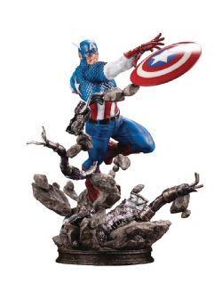 CAPTAIN AMERICA -  CAPTAIN AMERICA FIGURE (14