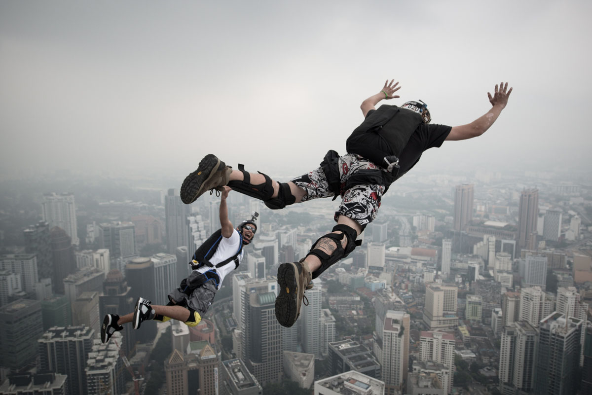 MALAYSIA-LIFESTYLE-BASEJUMPING