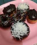 Donat topping coklat