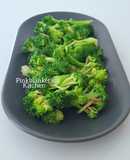 Broccoli in Garlic & Ginger infused oil