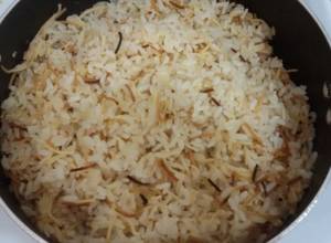 A picture of White rice (Egyptian style).