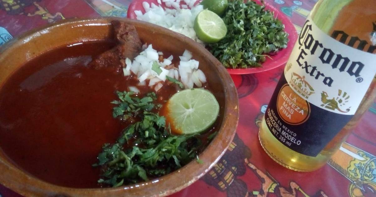 Birria de res estilo Jalisco Receta de Zoyla Enojona ??- Cookpad