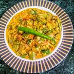 A picture of Bhindi Kasundi (Ladiesfinger in mustard sauce).