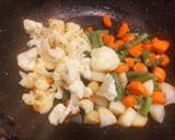 A picture of step 2 of Tofu Korma with Mixed Vegetables.