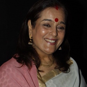 Poonam Sinha Age