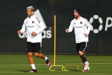 Luis Suárez and Lionel Messi during training at Florida Blue Training Center.