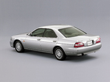 Nissan Laurel (C35) 1999–2002 pictures