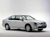 Nissan Primera Hatchback (P11f) 1999–2002 photos