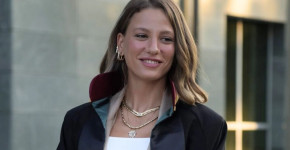 Serenay Sarıkaya'nın başrol oynadığı Netflix'in yeni Türk dizisi ''Kimler Geldi Kimler Geçti''nin ilk fragmanı yayınlandı!