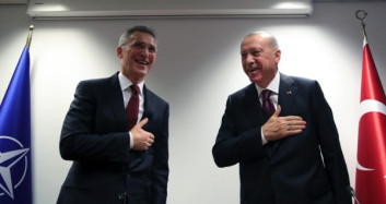 Cumhurbaşkanı Erdoğan Stoltenberg İle El Sıkışmadı!