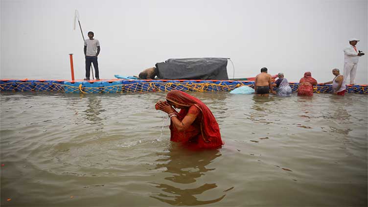 Dunya News Tens of thousands take holy dip in India as Maha Kumbh festival begins