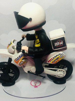 Topo de biscuit motoboy