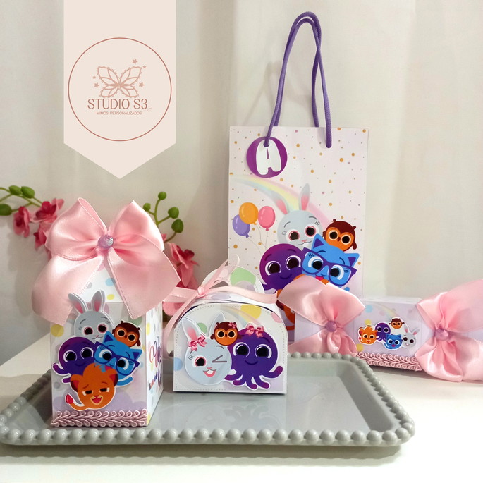 Kit Festa Mimos Personalizados (bolofofos) 20 Itens | Elo7