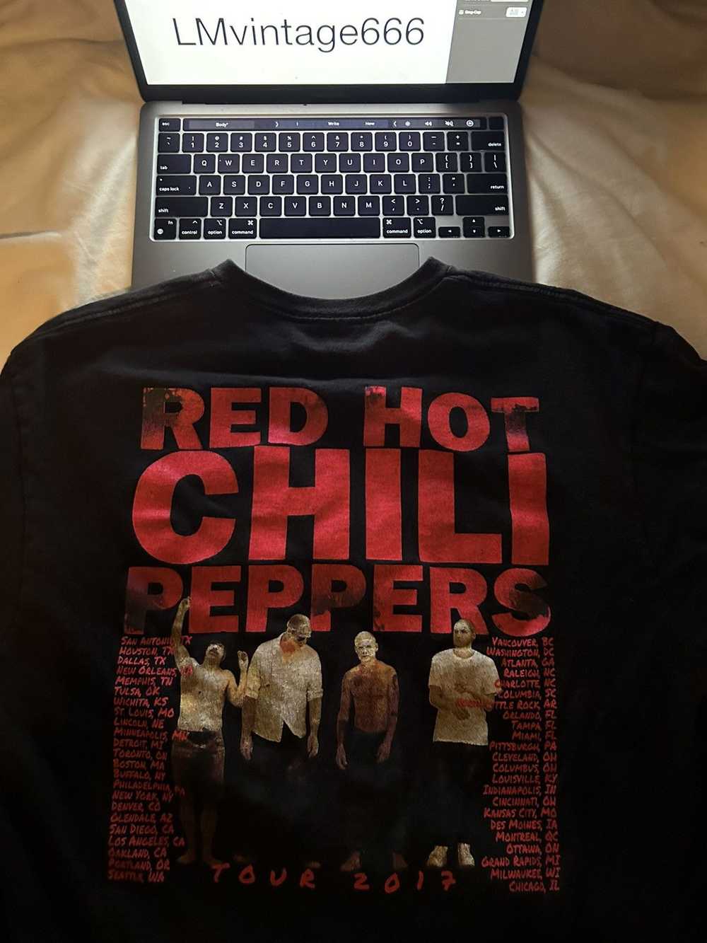 Vintage Red Hot Chili Peppers vintage shirt - image 2