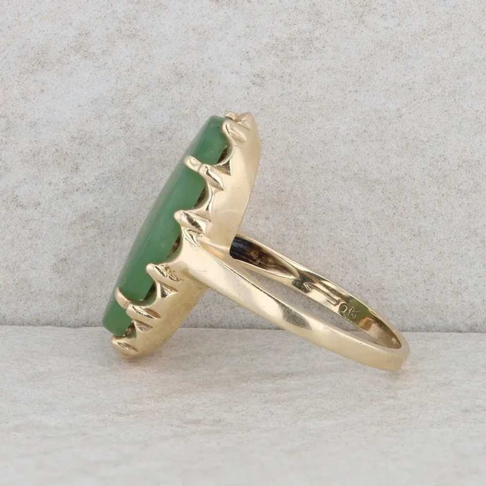 10k Yellow Gold Oval Jade Ring - image 2