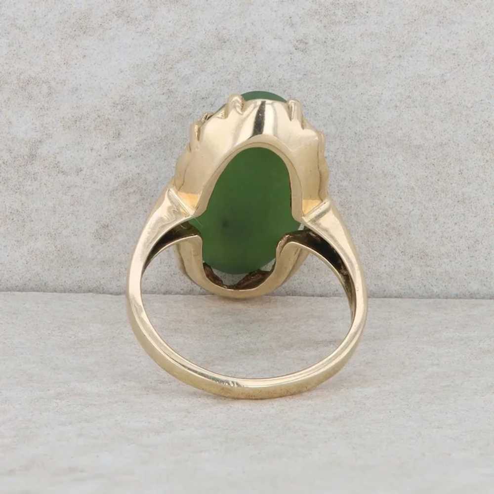 10k Yellow Gold Oval Jade Ring - image 3