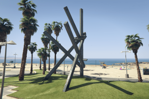 Original Vespucci Beach Sculpture