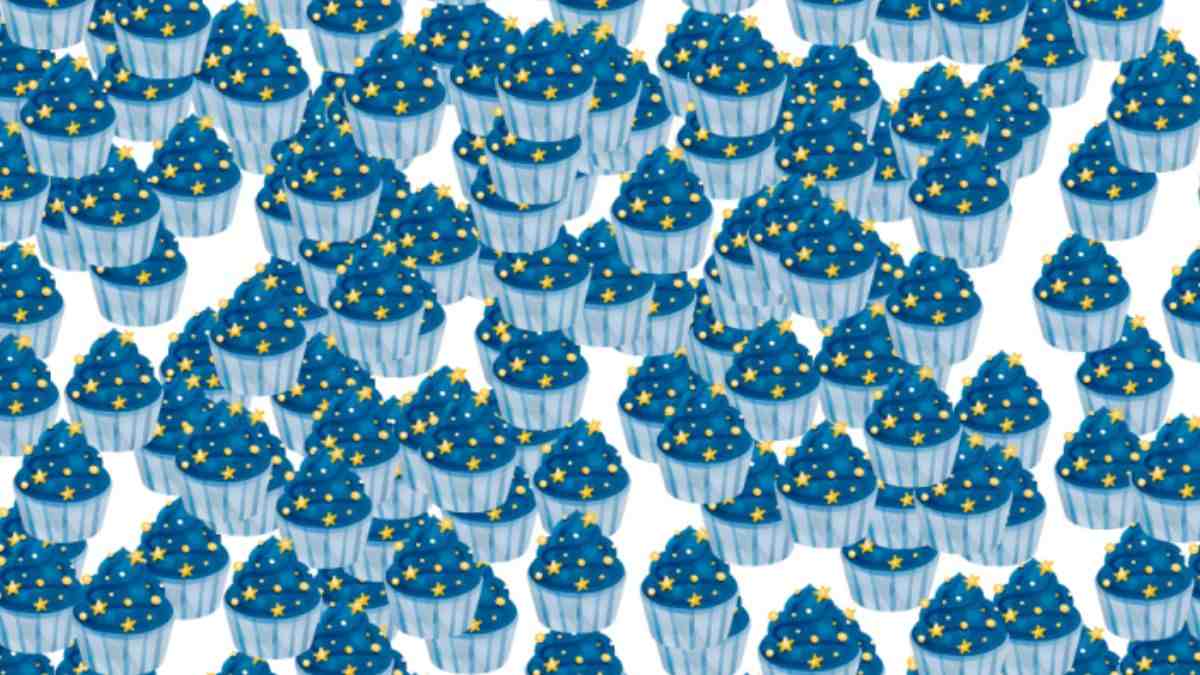 Brain Teaser IQ Test: Spot The Moon Hidden Among Star-Studded Cupcakes ...